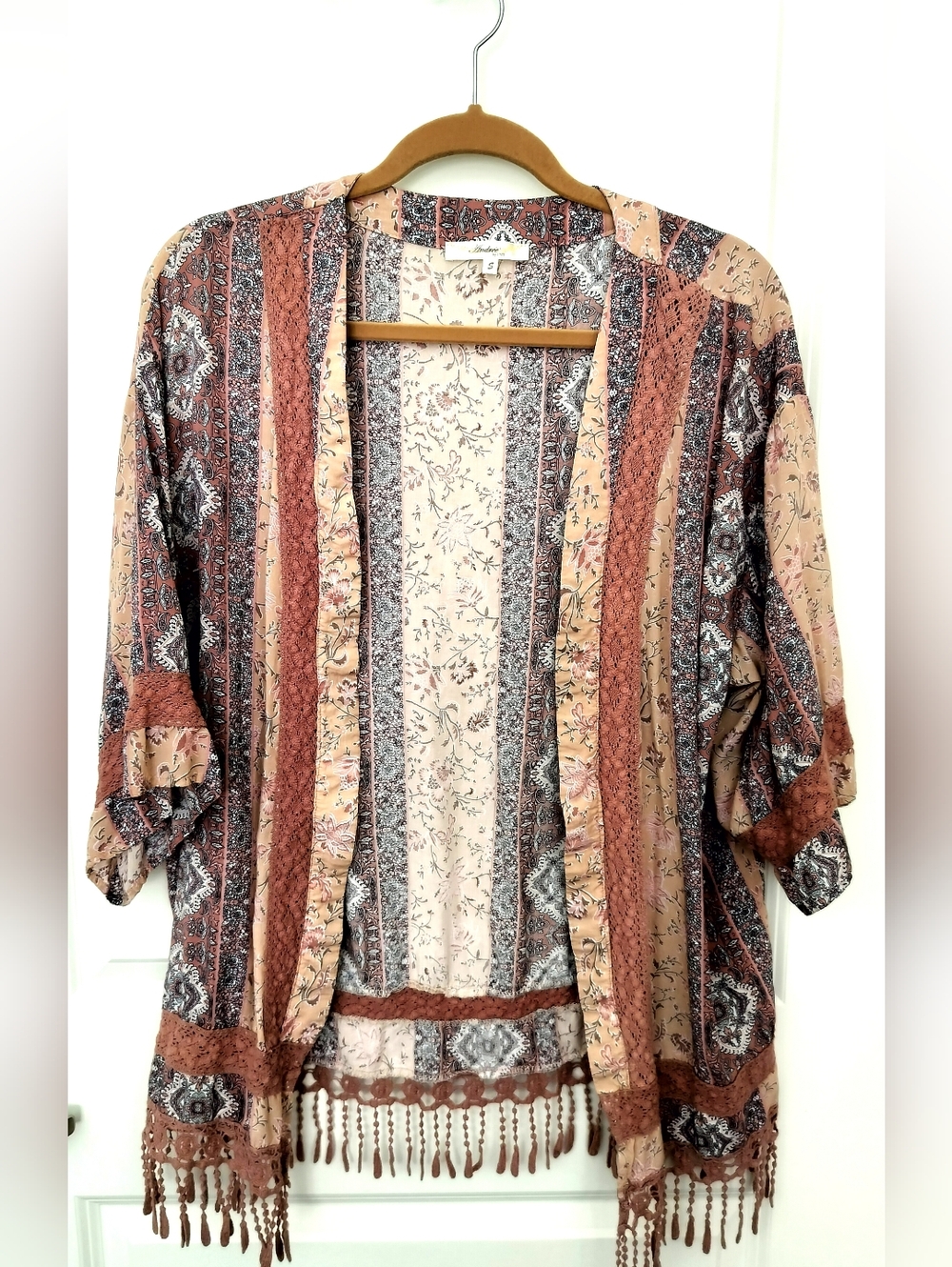 ANDREE BY UNIT Pink & Cream Printed Lightweight Kimono